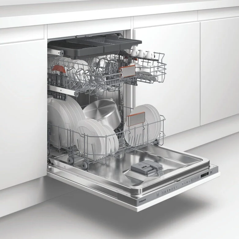 Hotpoint Ariston HDI LYM A5 R, Lavastoviglie 60cm, Classe A, 15 coperti, 41dBA, WiFi, OdourProtect