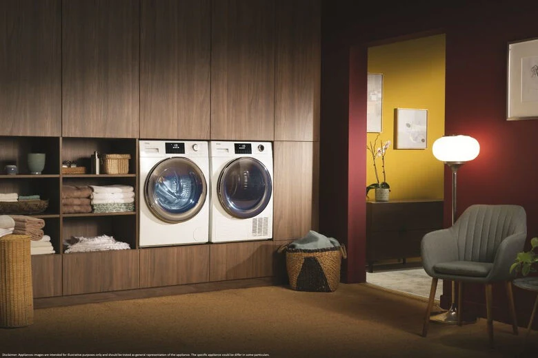 Haier Serie 876 HW80-B14876N lavatrice Caricamento frontale 8 kg 1330 Giri/min A Bianco