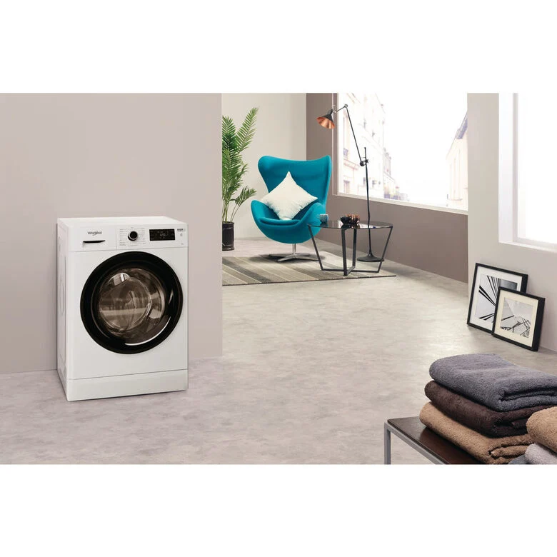 Whirlpool FWSG 61251 B IT N lavatrice Caricamento frontale 6 kg 1200 Giri/min F Bianco